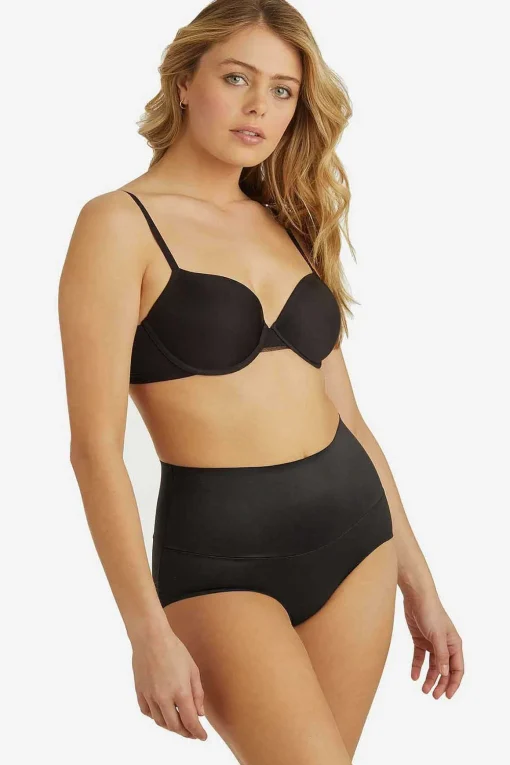 Comfortabele Rondingen Taille Kort