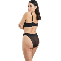 Tanga Kort